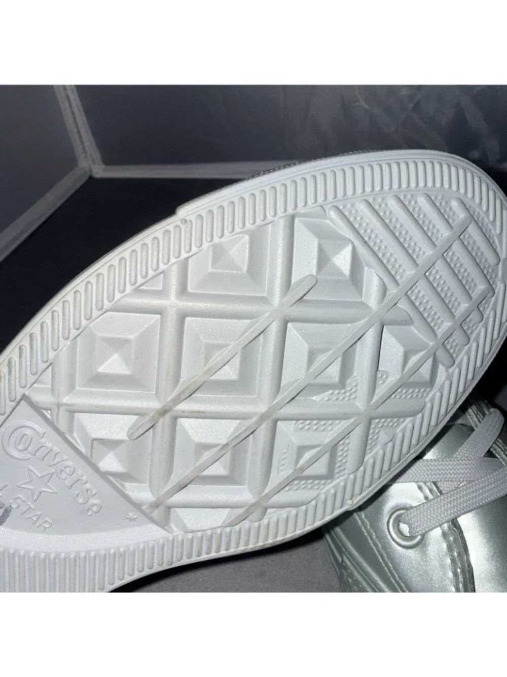 Converse Chuck Taylor All Star Metallic Rubber OX Pure Silver Sneakers Size 8 - Picture 8 of 8